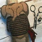 Animal Crackers: Humphrey - Stacy Nash Primitives
