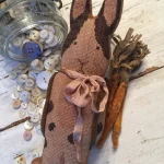 Animal Crackers: Primrose - Stacy Nash Primitives