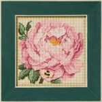 Buttons and Bead Peony Kit - Mill Hill