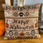 Happy Halloween Pillow Sampler - Mani di Donna