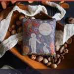 Mini Mummy Moon - Plum Street Samplers