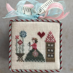 Needleworker's Frill - Heart in Hand